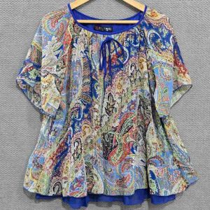 شومیز طرح دار یقه گرد